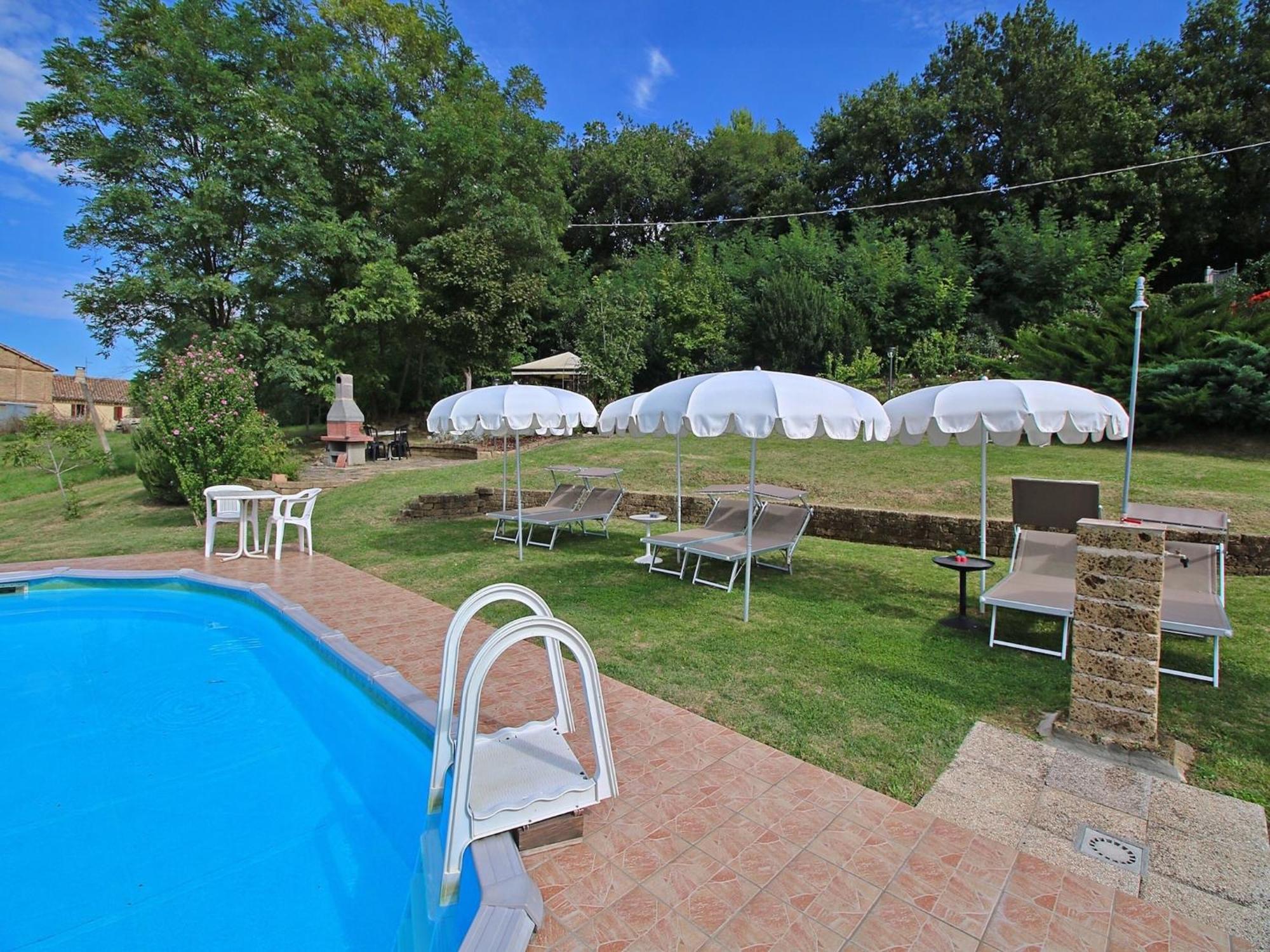 Nice Flat In Arcevia With Swimming Pool Exterior photo