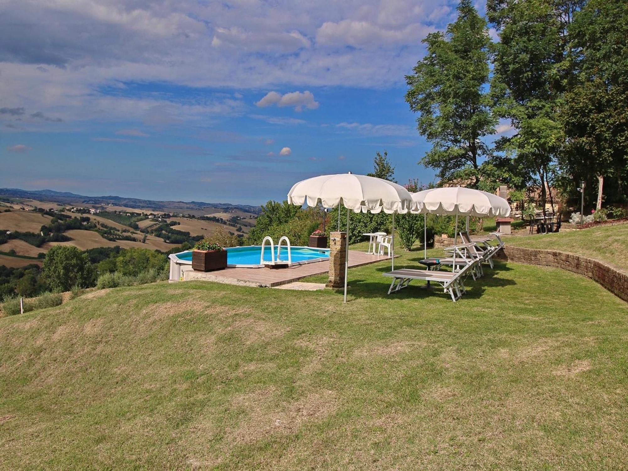 Nice Flat In Arcevia With Swimming Pool Exterior photo